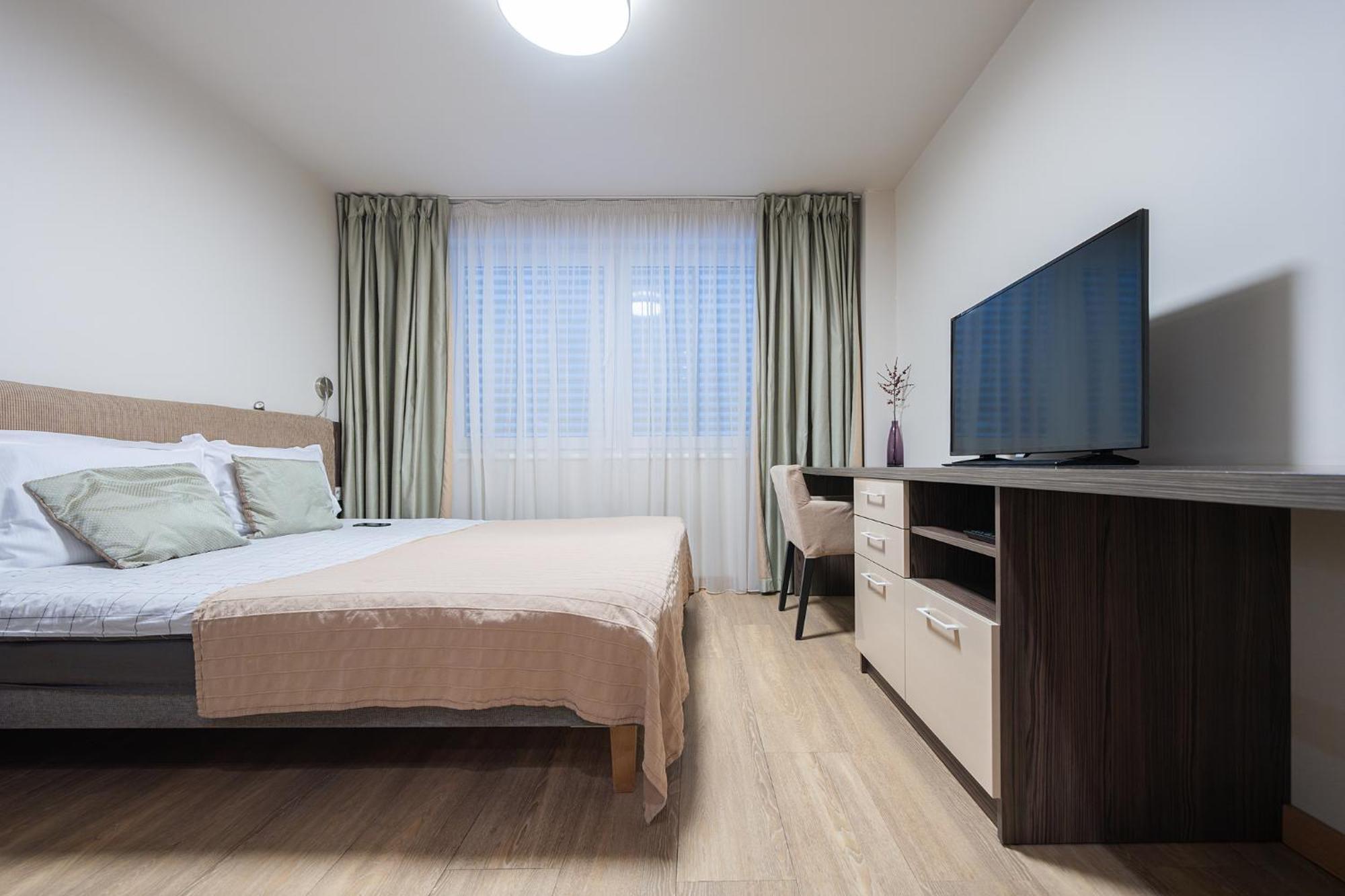 Gyneju Self Check-In Apartments VNO Exterior foto