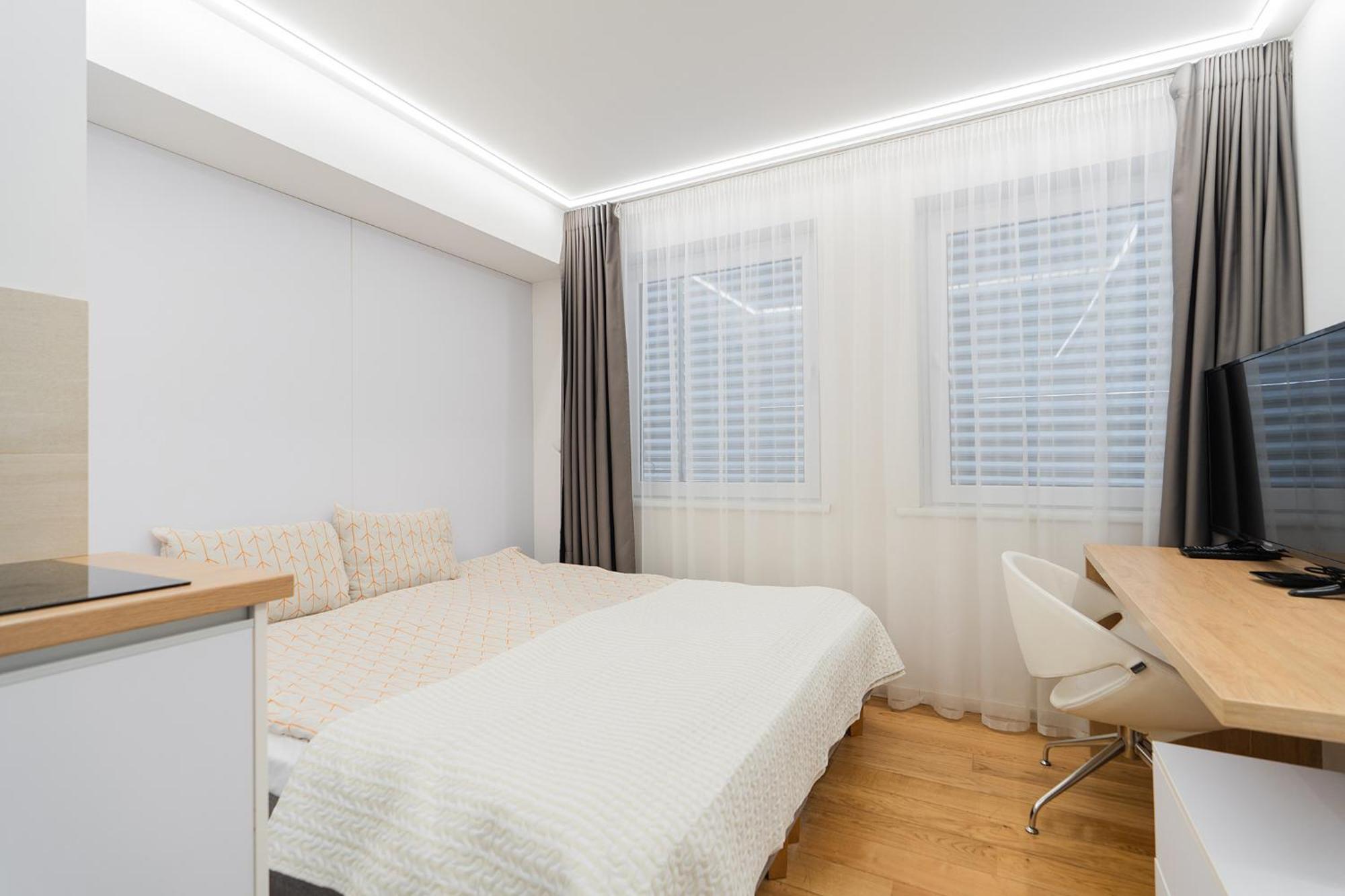 Gyneju Self Check-In Apartments VNO Exterior foto